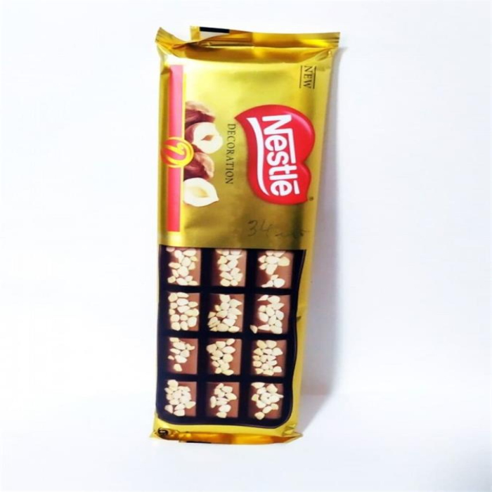 Шоколадная плитка NESTLE Decoration фундук 140гр