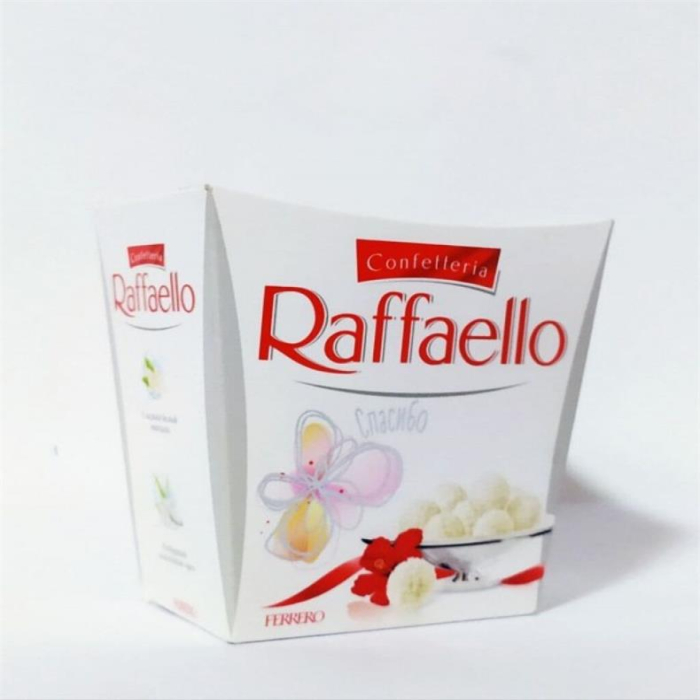 RAFFAELLO Конфеты с миндальным орехом 40гр