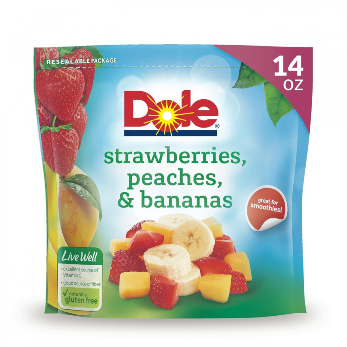 Замороженные фрукты Dole: клубника, персики и бананы.
