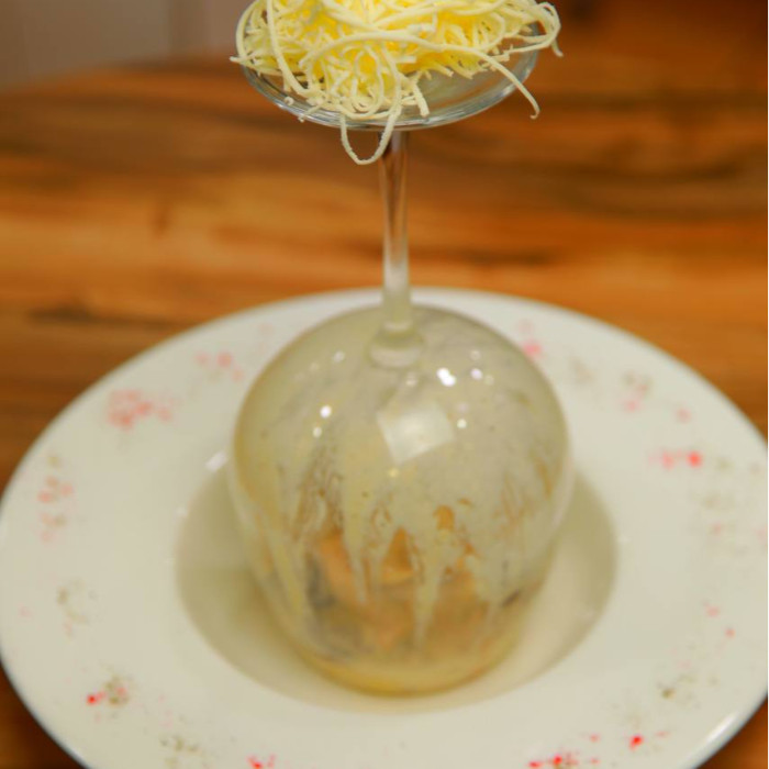 Фетучина с курицей и грибами