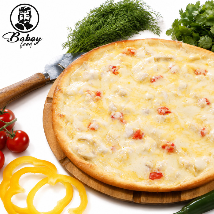 CHICKEN PIZZA WITH MUSHROOMS